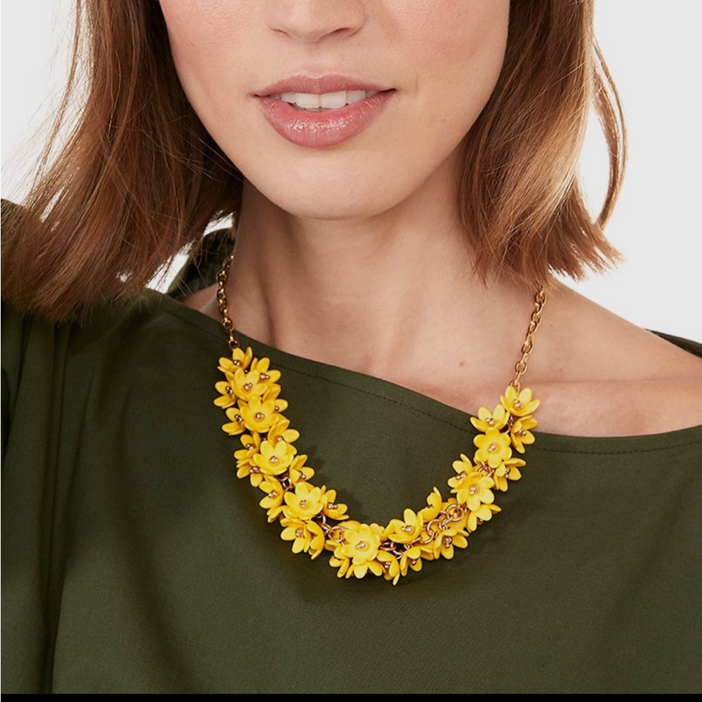 ZENZII PETALS COLLAR NECKLACE ❤️STUNNING❤️